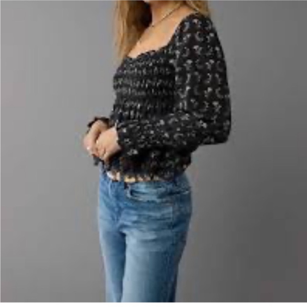 American Eagle Outfitters Women's Black Floral Top
